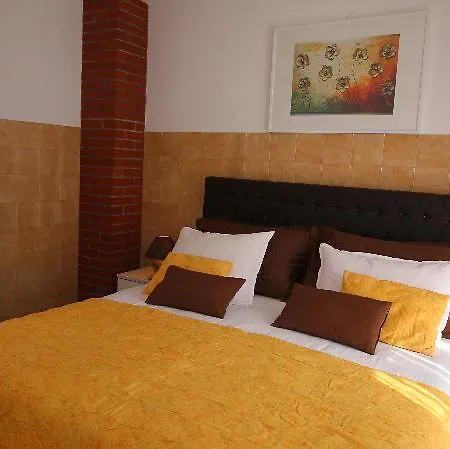 Renipol Adults Only Villa Sutivan